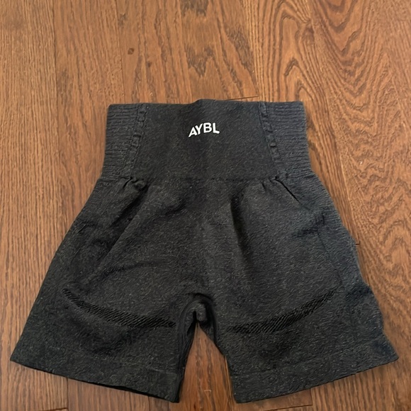 AYBL biker shorts - Picture 2 of 2